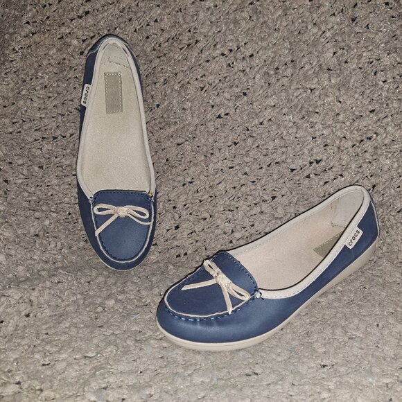 CROCS Shoes - CROCS-#16209-Closed Toe Loafers With Bow-Blue/Tan-Sz 9-Near Mint